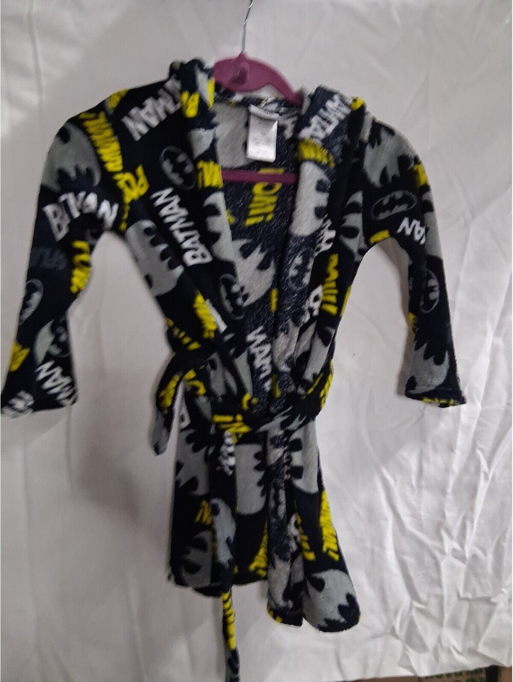 Batman Superhero Hooded Bathrobe Plush Black Boys Size Small Fleece Soft Robe J2